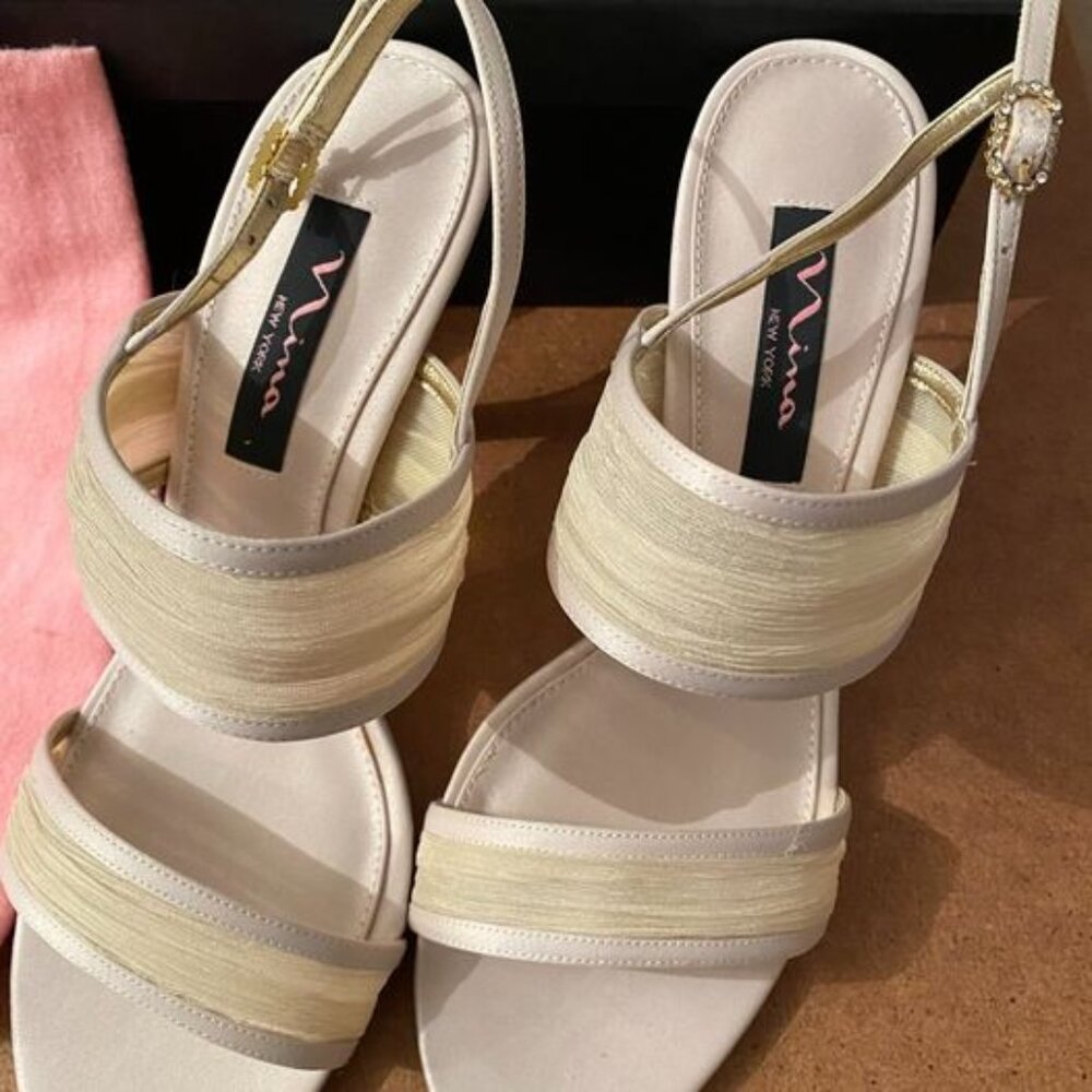 Nina women's high heel dress sandals. Size 8M, NEW in a box